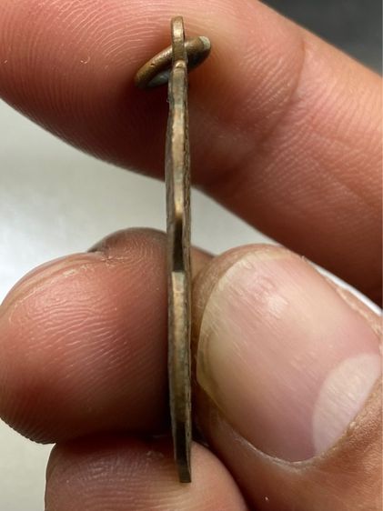 เหรียญหลวงพ่อกลั่น หลังเสี้ยน เ รูปที่ 4