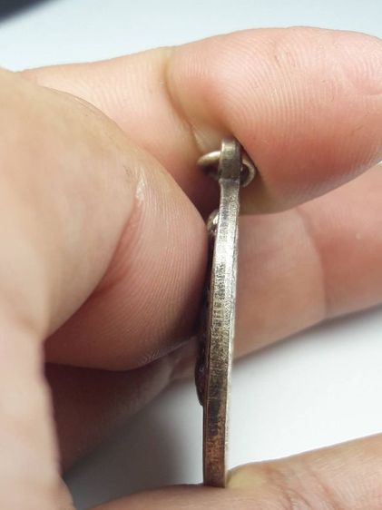 เหรียญหลวงปู่ทิมวัดละหารไร่ รูปที่ 4