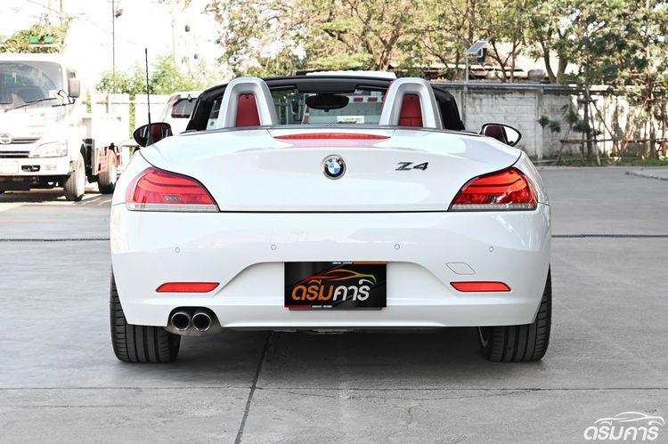 BMW Z4 2011 2.5 sDrive23i Sedan เบนซิน ไม่ติดแก๊ส เกียร์อัตโนมัติ ขาว รูปที่ 4