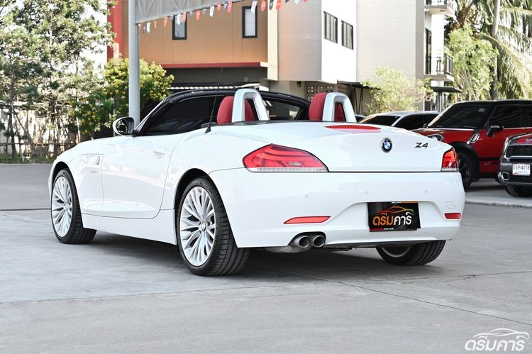 BMW Z4 2011 2.5 sDrive23i Sedan เบนซิน ไม่ติดแก๊ส เกียร์อัตโนมัติ ขาว รูปที่ 3