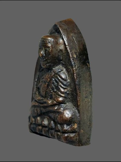 หลวงปู่ทวด หลังเตารีด วัดคอกหมู