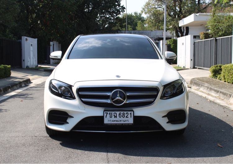 รถ Mercedes-Benz E-Class E350 AMG สี ขาว