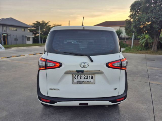 Toyota Sienta 2019 1.5 V เบนซิน เกียร์อัตโนมัติ รูปที่ 3