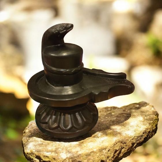 ศิวลึงค์หินดำ นำเข้าจากประเทศอินเดีย