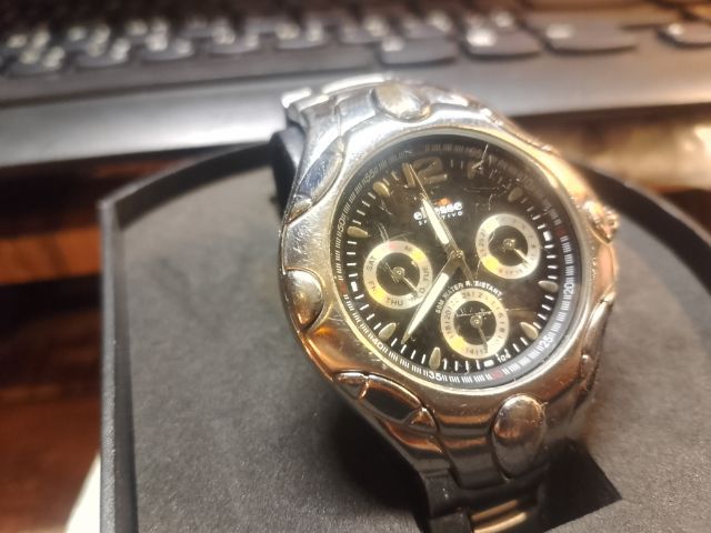 เงิน ellesse