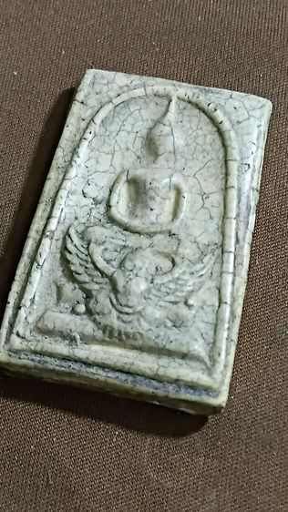 พระสมเด็จม มหาราช ทรงครุฑ ปี 18 4 รอบในหลวงร 9 วัดทุ่งสีกัน ดอนเมือง ตามภาพ