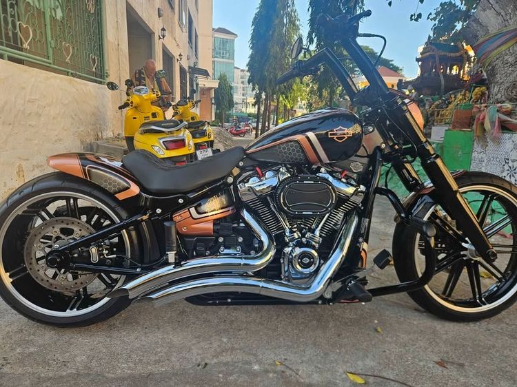 2023 harley davidson breakout