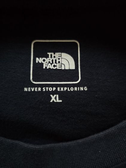 เสื้อยืด The north face สีกรม
สภาพใหม่ รูปที่ 5