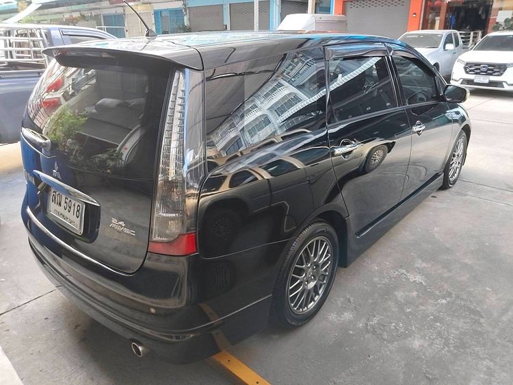 Mitsubishi Space Wagon 2005 2.4 GT Utility-car เบนซิน เกียร์อัตโนมัติ ดำ รูปที่ 2