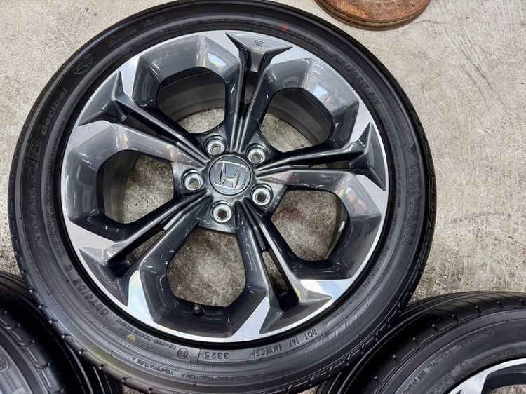 ล้อแม็ก HONDA CIVIC ขอบ 17” ถอดป้ายแดง ยาง YOKOHAMA 215-50R17 ปี 25 ตุ่มหน้ายางยังอยู่ครบ รูปที่ 8