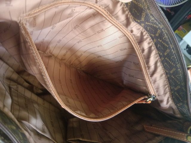  กระเป๋าSatchi สีน้ำตาล - ลวดลายเรขาคณิต  รูปที่ 4