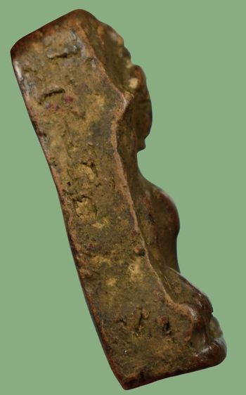 พระผงสุพรรณ พิมพ์หน้าแก่ รูปที่ 3