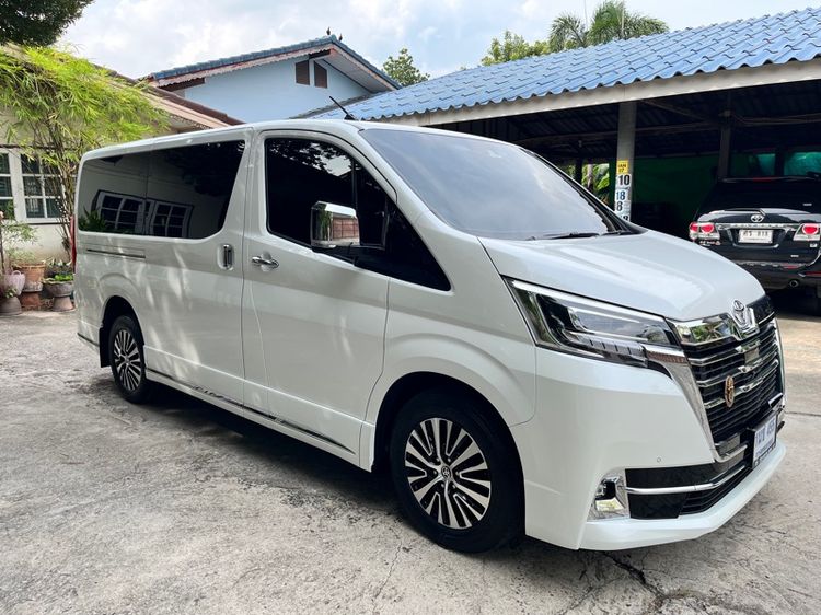 เช่า Majesty พร้อมคนขับ