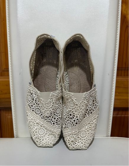 รองเท้าโครเชย์ Toms slip on รูปที่ 15