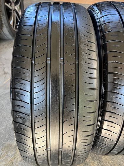 ยาง Dunlop Ec300 215 55 17 ปี23 คู่ 1200 บาท สภาพเี รูปที่ 2