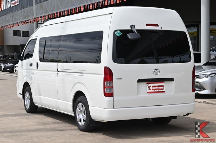 Toyota Commuter 2012 2.7 Van เบนซิน NGV เกียร์ธรรมดา ขาว รูปที่ 3