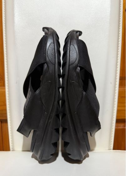 รองเท้ารัดส้น  Nike Praktisk รูปที่ 7