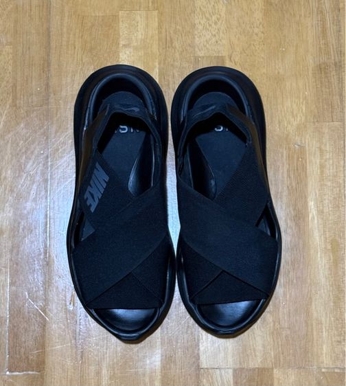 รองเท้ารัดส้น  Nike Praktisk รูปที่ 4