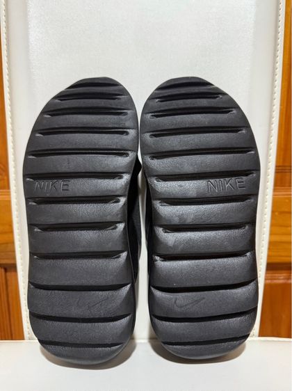 รองเท้ารัดส้น  Nike Praktisk รูปที่ 6