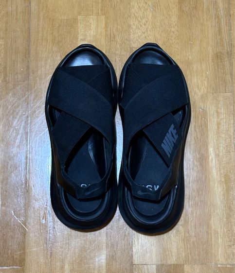 รองเท้ารัดส้น  Nike Praktisk รูปที่ 3