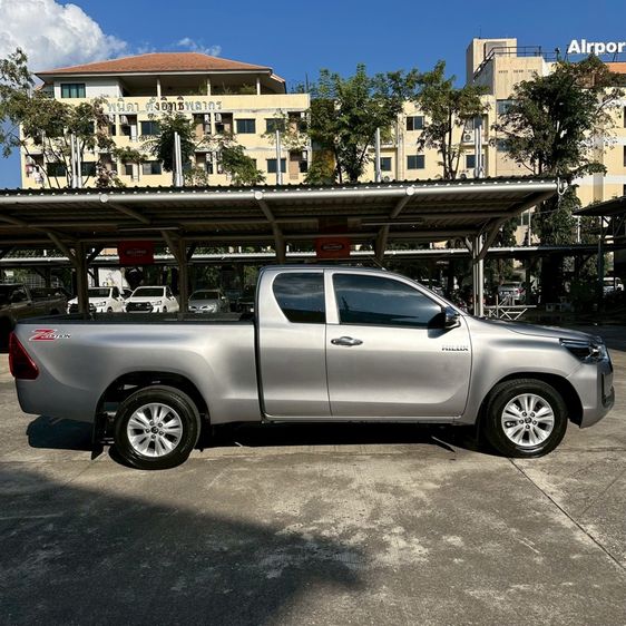 Toyota Hilux Revo 2021 2.4 Z Edition Mid Pickup ดีเซล ไม่ติดแก๊ส เกียร์อัตโนมัติ บรอนซ์เงิน รูปที่ 4