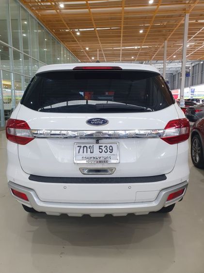 Ford Everest 2017 2.2 Titanium Utility-car ดีเซล เกียร์อัตโนมัติ ขาว รูปที่ 4