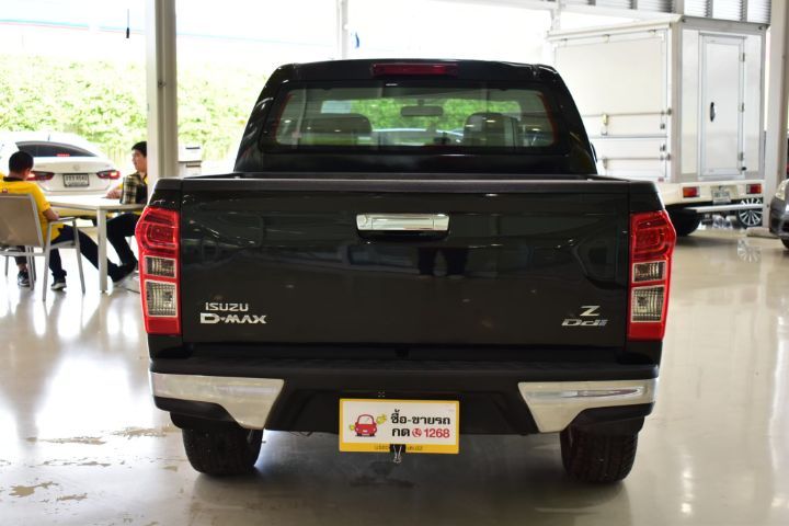 Isuzu D-MAX 2018 1.9 Hi-Lander Z Pickup ดีเซล เกียร์ธรรมดา ดำ รูปที่ 4