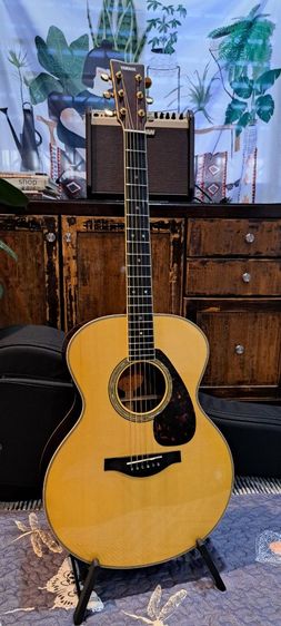 กีต้าร์โปร่ง YAMAHA LJ16 A.R.E AllSolid Medium Jumbo Body 