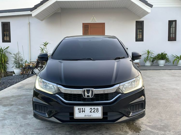 Honda City 2017 1.5 Sv Plus i-VTEC Sedan เบนซิน ไม่ติดแก๊ส เกียร์อัตโนมัติ ดำ รูปที่ 2
