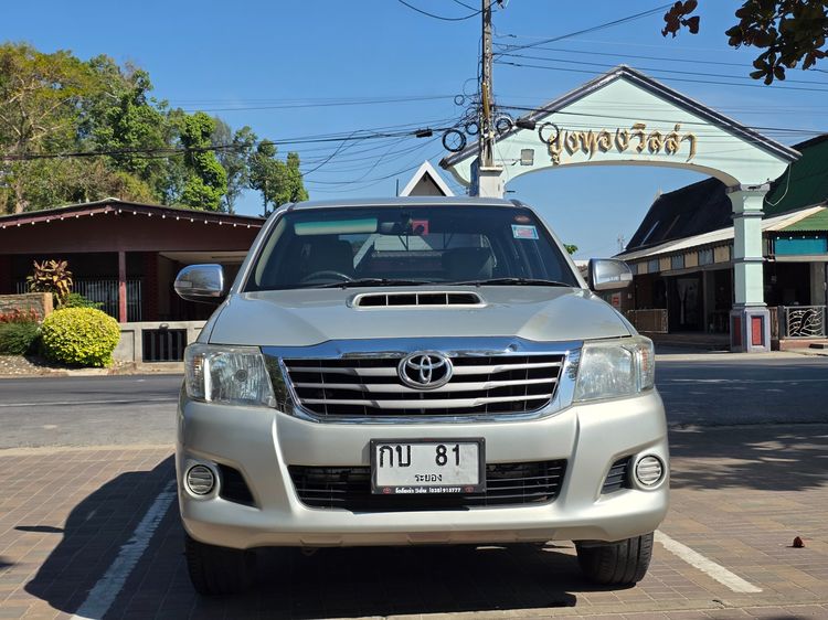 Toyota Hilux Vigo 2011 2.5 Double Cab E Prerunner Pickup ดีเซล เกียร์ธรรมดา บรอนซ์เงิน รูปที่ 3