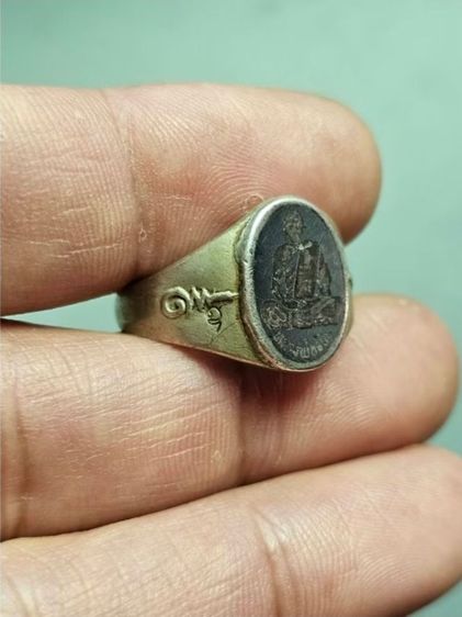 แหวนลงถม เนื้ออัลปาก้า หลวงพ่อจ้อย วัดศรีอุทุมพร นครสวรรค์ รูปที่ 3