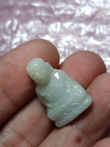 หลวงพ่อเงิน หินหยก รูปที่ 2