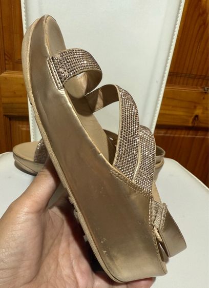 รองเท้ารัดส้น Fitflop รูปที่ 10