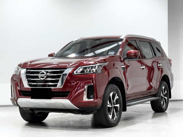 รถ Nissan Terra 2.3 VL สี แดง