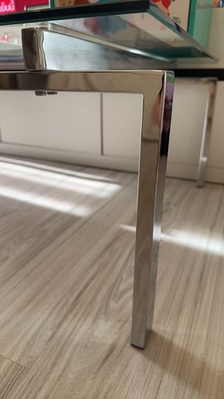 ขายโต๊ะกระจกมือสอง ขาสแตนเลส สภาพดี รูปที่ 7
