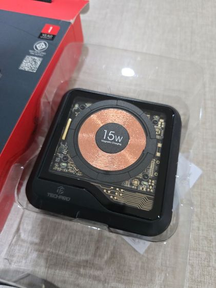 power bank ยี่ห้อ Tech ขนาด 10,000 mAh ใหม่มาก ชาร์จไร้สายได้ รูปที่ 3