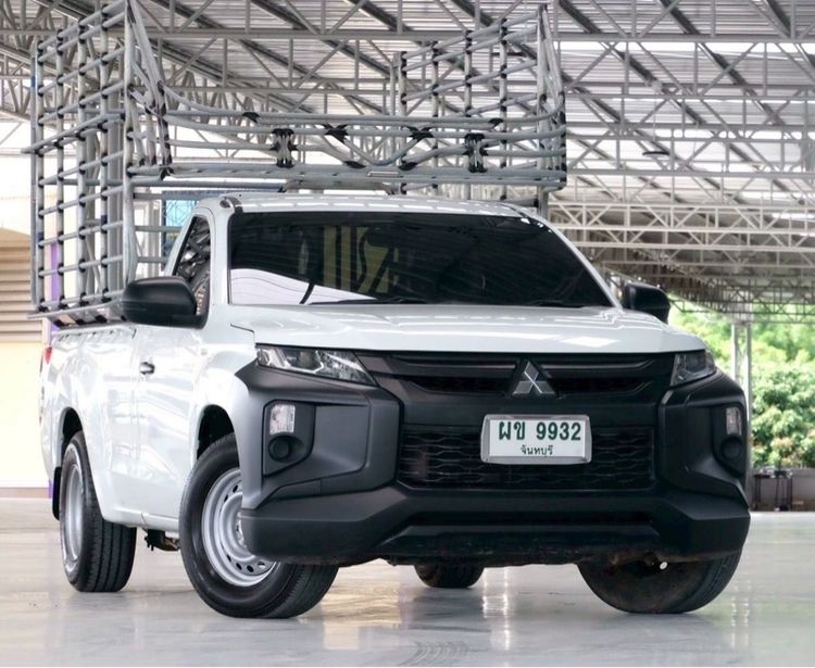 Mitsubishi Triton 2019 2.5 GL Pickup ดีเซล ไม่ติดแก๊ส เกียร์ธรรมดา ขาว รูปที่ 3