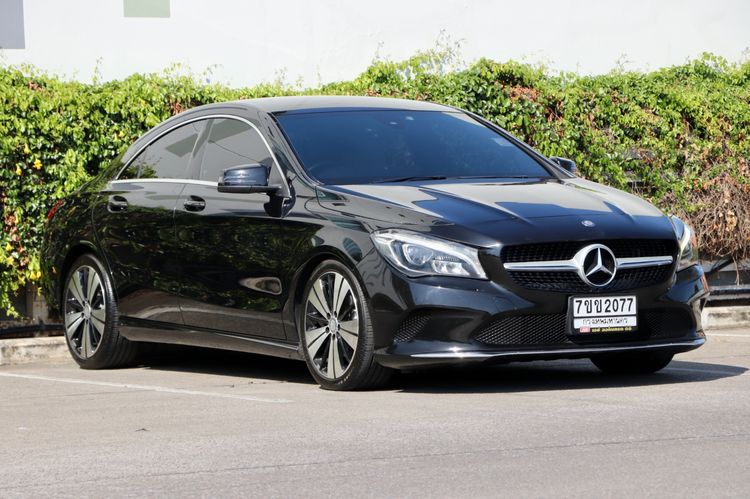 Mercedes-Benz CLA-Class 2017 CLA200 Sedan เบนซิน ไม่ติดแก๊ส เกียร์อัตโนมัติ ดำ รูปที่ 3