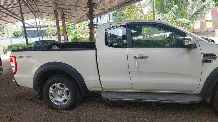 Ford Ranger 2017 2.2 Hi-Rider XLT Pickup ดีเซล ไม่ติดแก๊ส เกียร์ธรรมดา ขาว รูปที่ 2