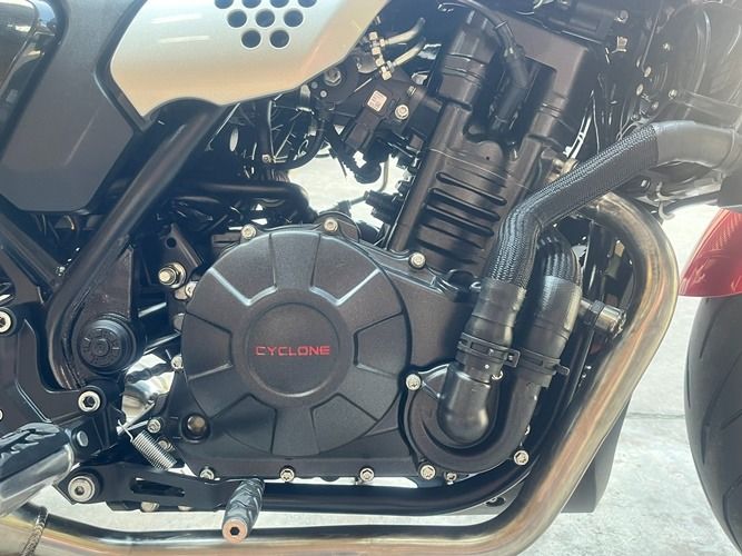CYCLONE RE3 400 cc ไมล์แค่ 4428 km. รูปที่ 6