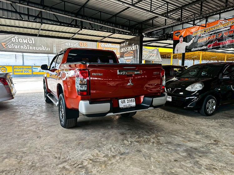 Mitsubishi Triton 2020 2.4 GLX Plus Pickup ดีเซล ไม่ติดแก๊ส เกียร์ธรรมดา แดง รูปที่ 3