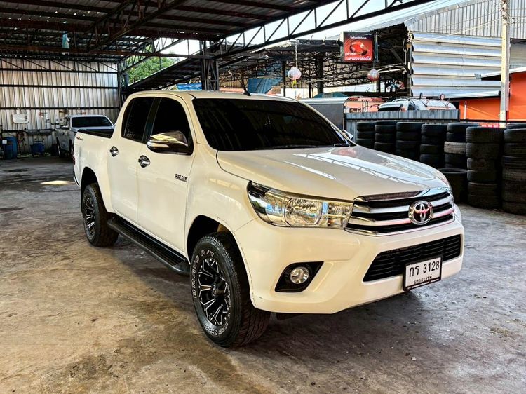 Toyota Hilux Revo 2016 2.4 E Prerunner Pickup ดีเซล ไม่ติดแก๊ส เกียร์ธรรมดา ขาว รูปที่ 3