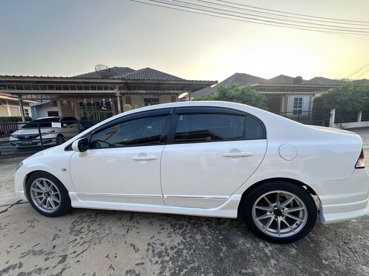 Honda Civic 2007 1.8 S i-VTEC Sedan เบนซิน ไม่ติดแก๊ส เกียร์อัตโนมัติ ขาว รูปที่ 4