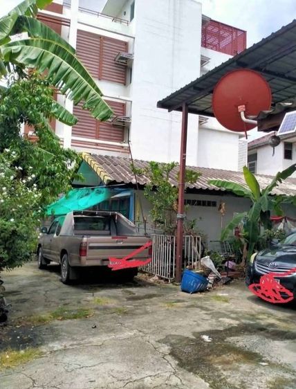 ขายบ้าน 3 หลัง พร้อมที่ดิน 84 ตรว. ซอยเรวดี 19 จ.นนทบุรี รูปที่ 2