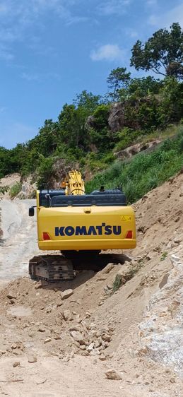 ขายด่วน แมคโค Komatsu PC200-11 ปี 2018 สภาพสวย รูปที่ 7