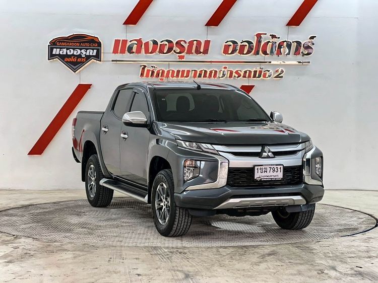 Mitsubishi Triton 2020 2.4 GLS Plus Pickup ดีเซล ไม่ติดแก๊ส เกียร์ธรรมดา เทา รูปที่ 3