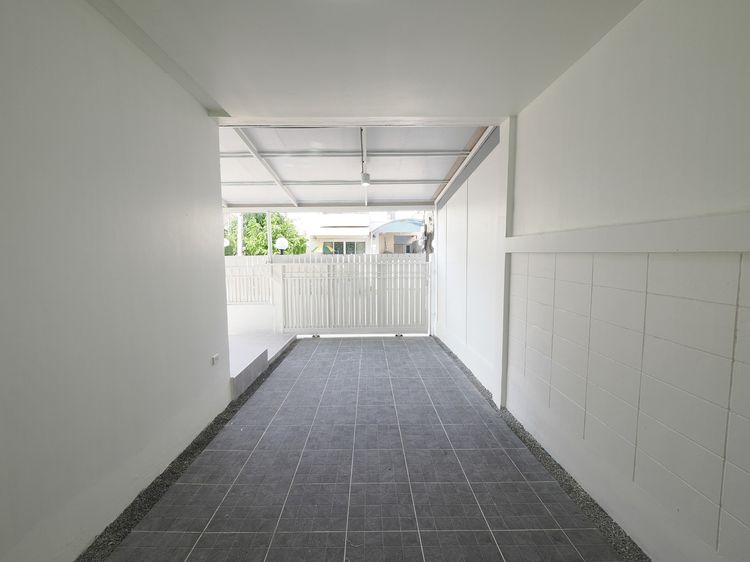 มีบางส่วน ขายบ้านแฝด 2 ชั้น ศุภาลัยวิลล์ กรุงเทพ-ปทุมธานี 41.1 ตรว. 5นอน 2น้ำ ขาย 2.99ล้าน รูปที่ 2