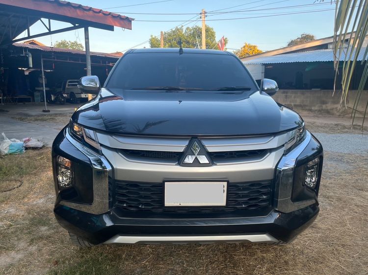 รถ Mitsubishi Triton 2.4 Plus สี เทา