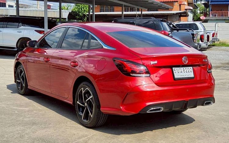 MG MG5 2022 1.5 D+ Sedan เบนซิน ไม่ติดแก๊ส เกียร์อัตโนมัติ แดง รูปที่ 3