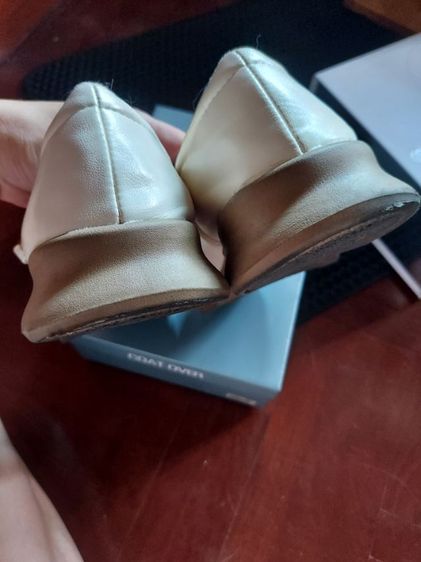 รองเท้า สีขาวครีม รองเท้าแมรี่เจน รอบนิ้วเท้า รองเท้าส้นเตี้ย รองเท้าส้นเตี้ยสตรี  รูปที่ 7